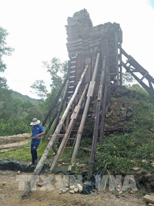 Kết thúc trùng tu đợt một, nhiều tháp cổ Mỹ Sơn được gia cố vững chắc
