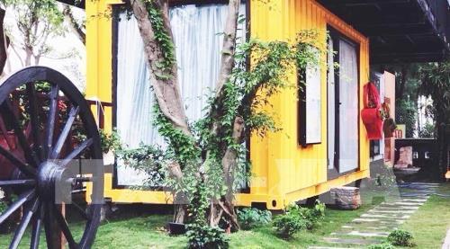 Độc đáo khách sạn bằng container đầu tiên tại Quảng Bình