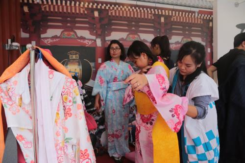 Vietnam Airlines tham gia triển lãm du lịch CPTA 16