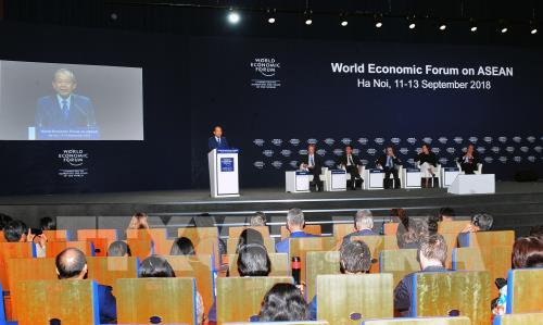 Phó Thủ tướng Thường trực Trương Hòa Bình phát biểu tại phiên bế mạc WEF ASEAN 2018. Ảnh: Nguyễn Khang - TTXVN