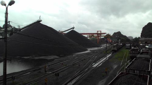 Trung Quốc thông báo kiểm soát xuất khẩu than chì