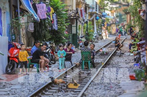 "Phố đường tàu" Hà Nội thu hút du khách