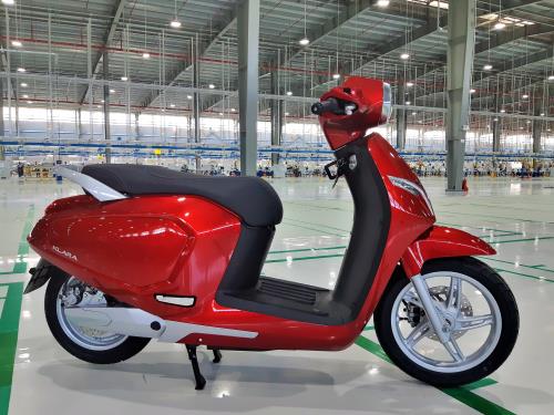 Cận cảnh xe máy điện thông minh đầu tiên của VinFast Klara