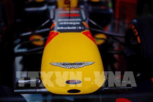 Cận cảnh siêu xe đua F1 tại Việt Nam