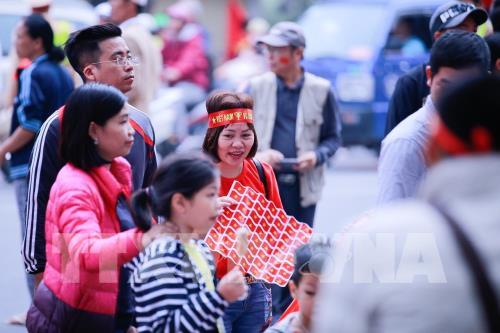 Cổ động viên tiếp lửa cho đội tuyển Việt Nam trong trận gặp Campuchia