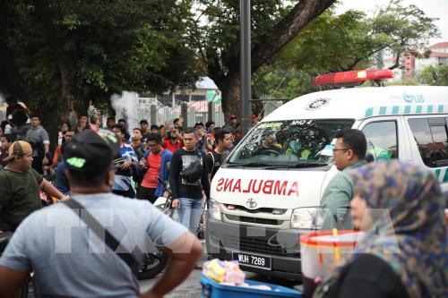 Cổ động viên Malaysia mệt mỏi vì mua vé trận Malaysia-Việt Nam