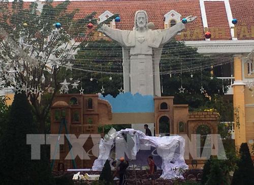 Nhộn nhịp không khí giáng sinh trên cả nước