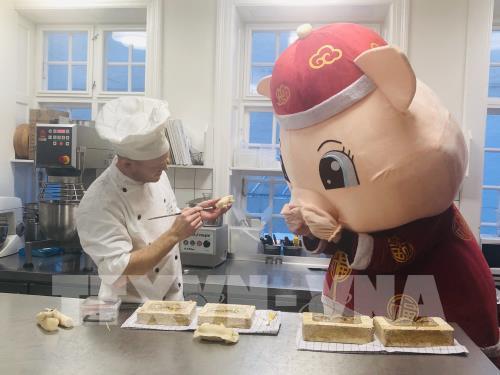 Chào đón Tết Nguyên đán Kỷ Hợi 2019