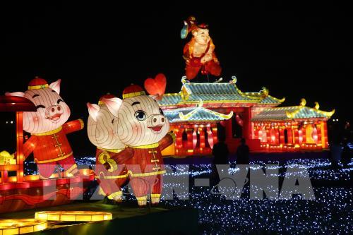 Thế giới tưng bừng đón Tết Nguyên đán Kỷ Hợi