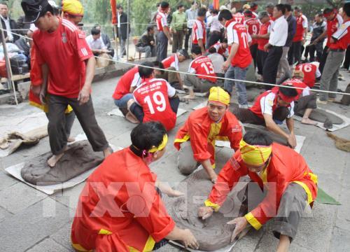 Pháo đất, trò chơi dân gian có từ lâu đời của vùng Đồng bằng Bắc Bộ