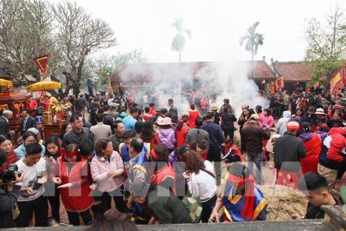 Độc đáo Lễ hội thổi cơm làng Thị Cấm