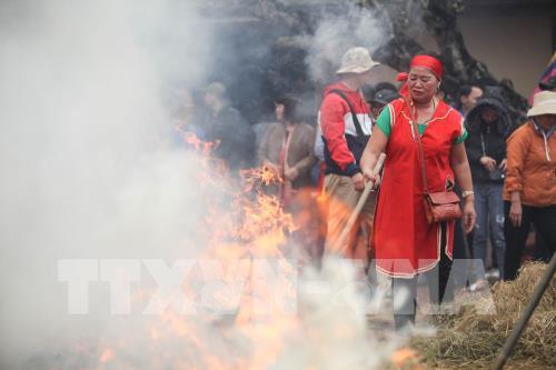 Độc đáo Lễ hội thổi cơm làng Thị Cấm