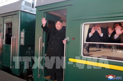 Chủ tịch Triều Tiên Kim Jong-un khởi hành tới Hà Nội bằng tàu hỏa