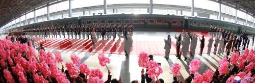 Chủ tịch Triều Tiên Kim Jong-un khởi hành tới Hà Nội bằng tàu hỏa