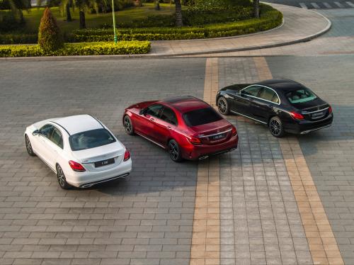 Cận cảnh Mercedes-Benz C-Class nâng cấp vừa ra mắt thị trường Việt