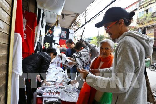 Sản phẩm lưu niệm về Hội nghị thượng đỉnh Mỹ - Triều Tiên "hút" khách