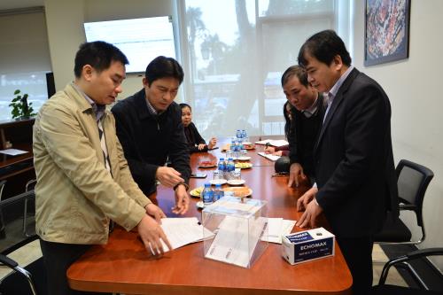 Cụ thể hóa quy định về chào bán cổ phiếu dưới mệnh giá