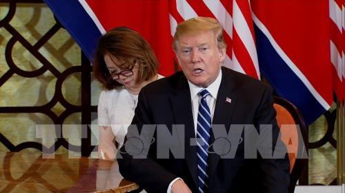Cuộc gặp một-một giữa Tổng thống Mỹ Donald Trump và Chủ tịch Triều Tiên Kim Jong-un