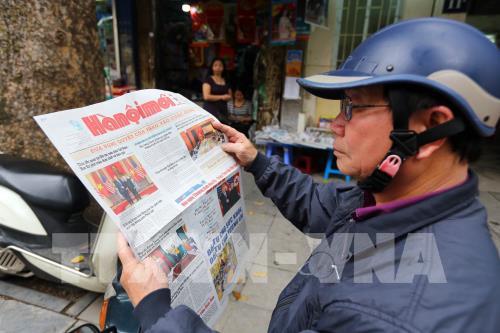 Người dân Thủ đô và nước ngoài theo dõi Hội nghị Thượng đỉnh Mỹ-Triều lần 2 