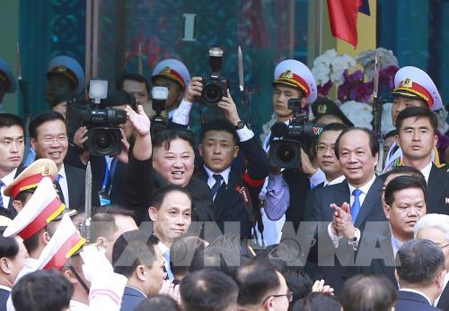 Lễ tiễn Chủ tịch Triều Tiên Kim Jong-un tại ga Đồng Đăng
