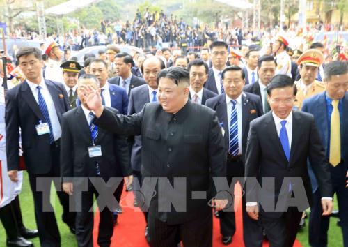 Lễ tiễn Chủ tịch Triều Tiên Kim Jong-un tại ga Đồng Đăng