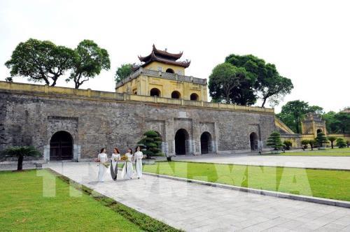 OANA 44: Phong cảnh thành phố Hà Nội