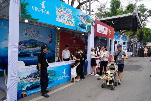Âm hưởng châu Âu trên phố đi bộ tại Vietnam Airlines Festa