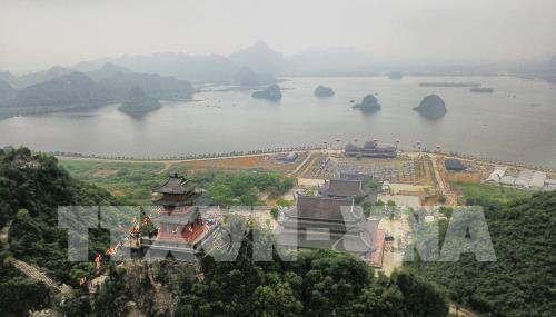 Vẻ đẹp Chùa Ngọc ở Trung tâm Văn hóa Phật giáo Tam Chúc