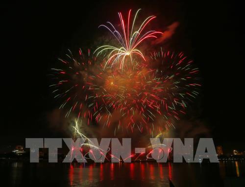 Khai mạc Lễ hội pháo hoa Quốc tế Đà Nẵng 2019