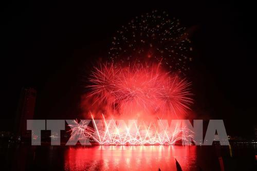 Khai mạc Lễ hội pháo hoa Quốc tế Đà Nẵng 2019