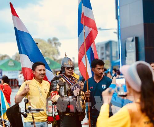 King&rsquo;s Cup 2019: Cổ động viên Việt Nam tiếp sức cho đội tuyển