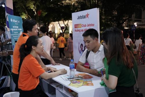 Ấn tượng không gian Đông Bắc Á tại Vietnam Airlines Festa tháng 6