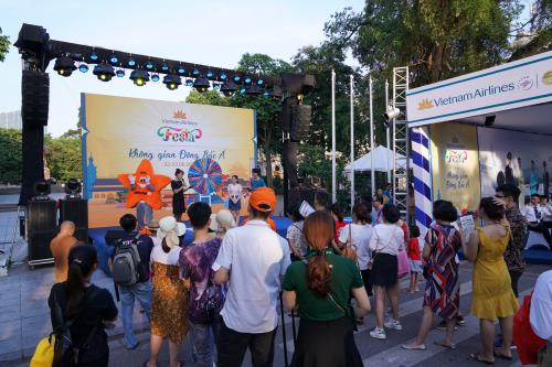 Ấn tượng không gian Đông Bắc Á tại Vietnam Airlines Festa tháng 6