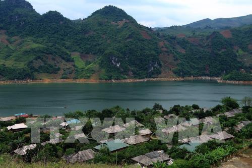 Nét truyền thống của đồng bào dân tộc Dao nơi ngã 3 sông Đà