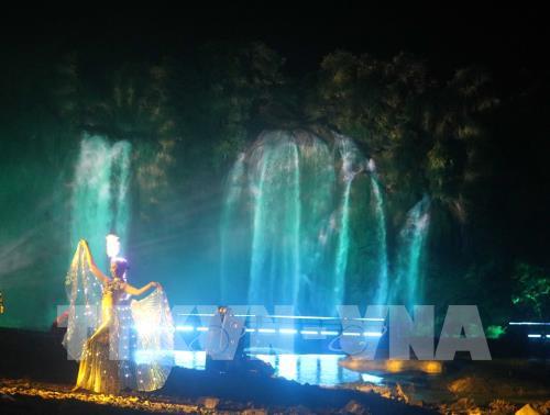 Khai mạc lễ hội du lịch thác Bản Giốc năm 2019