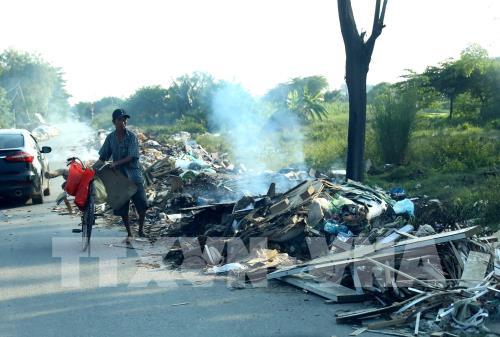 Hà Nội đốt rơm, rác gây nguy hại cho sức khoẻ con người
