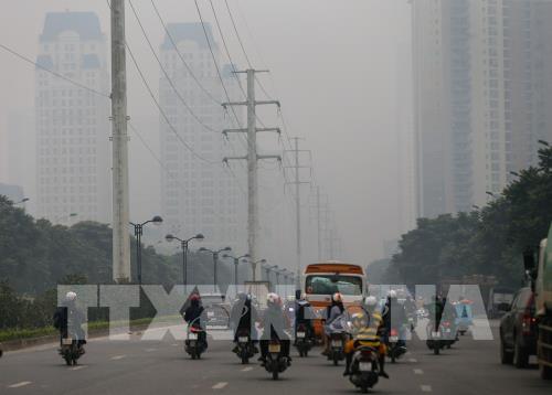 Thủ đô Hà Nội tái diễn tình trạng ô nhiễm không khí ở mức nguy hại