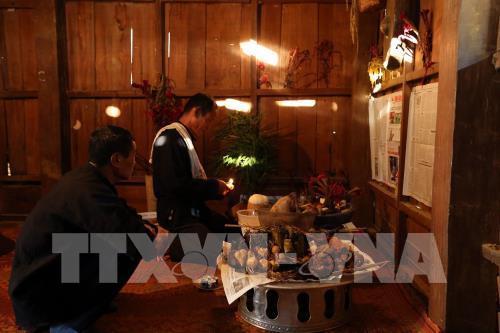 Rộn ràng Tết Hoa mào gà nơi biên giới