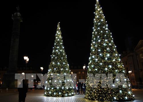 Đại dịch COVID-19 - Bài 4: Thay đổi để chung sống an toàn