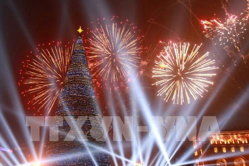 Thế giới chào đón Giáng sinh 2019