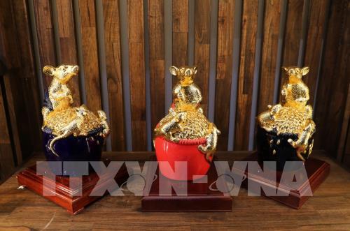 Ra lò loạt sản phẩm Kỳ Linh Canh Tý làng gốm Bát Tràng