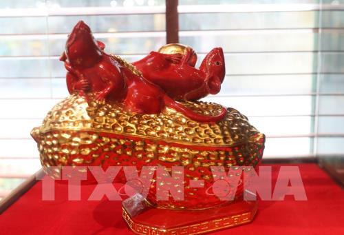 Ra lò loạt sản phẩm Kỳ Linh Canh Tý làng gốm Bát Tràng