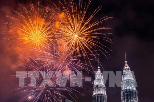 Thế giới chào Năm mới 2020