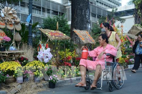 Độc đáo đường hoa Tết trong Bệnh viện Chợ Rẫy