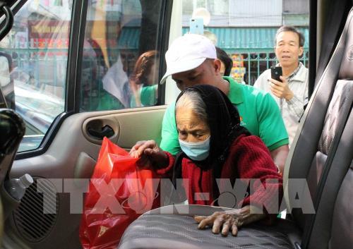 Ấm áp những chuyến xe nghĩa tình