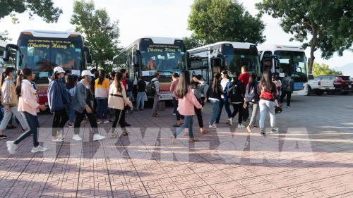 Ấm áp những chuyến xe nghĩa tình