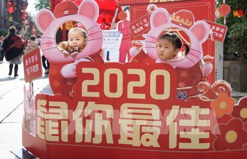 Đón Tết cổ truyền Canh Tý tại một số quốc gia trên thế giới 