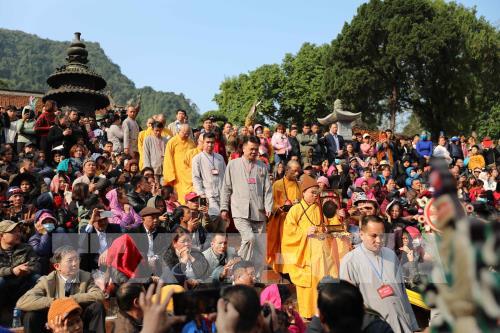 Khai hội chùa Hương - Xuân Canh Tý 2020