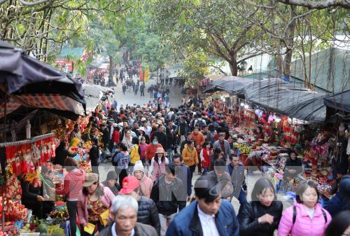 Khai hội chùa Hương - Xuân Canh Tý 2020