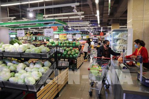 Cung cấp đủ nguồn thực phẩm cho người tiêu dùng